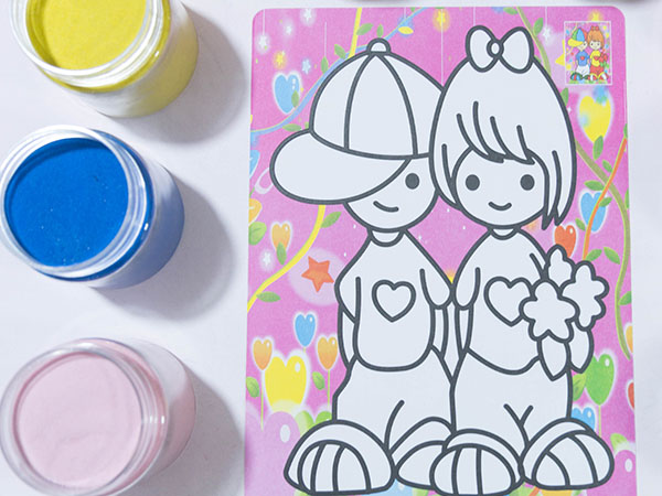 This video shows you How to Coloring boys and girls with colored sand !
